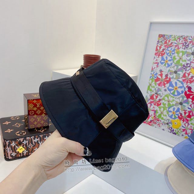 Dior新品女士帽子 迪奧緞面高級優雅漁夫帽遮陽帽  mm1601